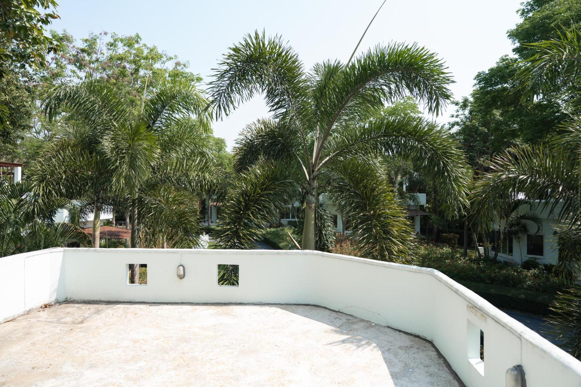 Villa Reina Resort Nong Nam Daeng Dış mekan fotoğraf