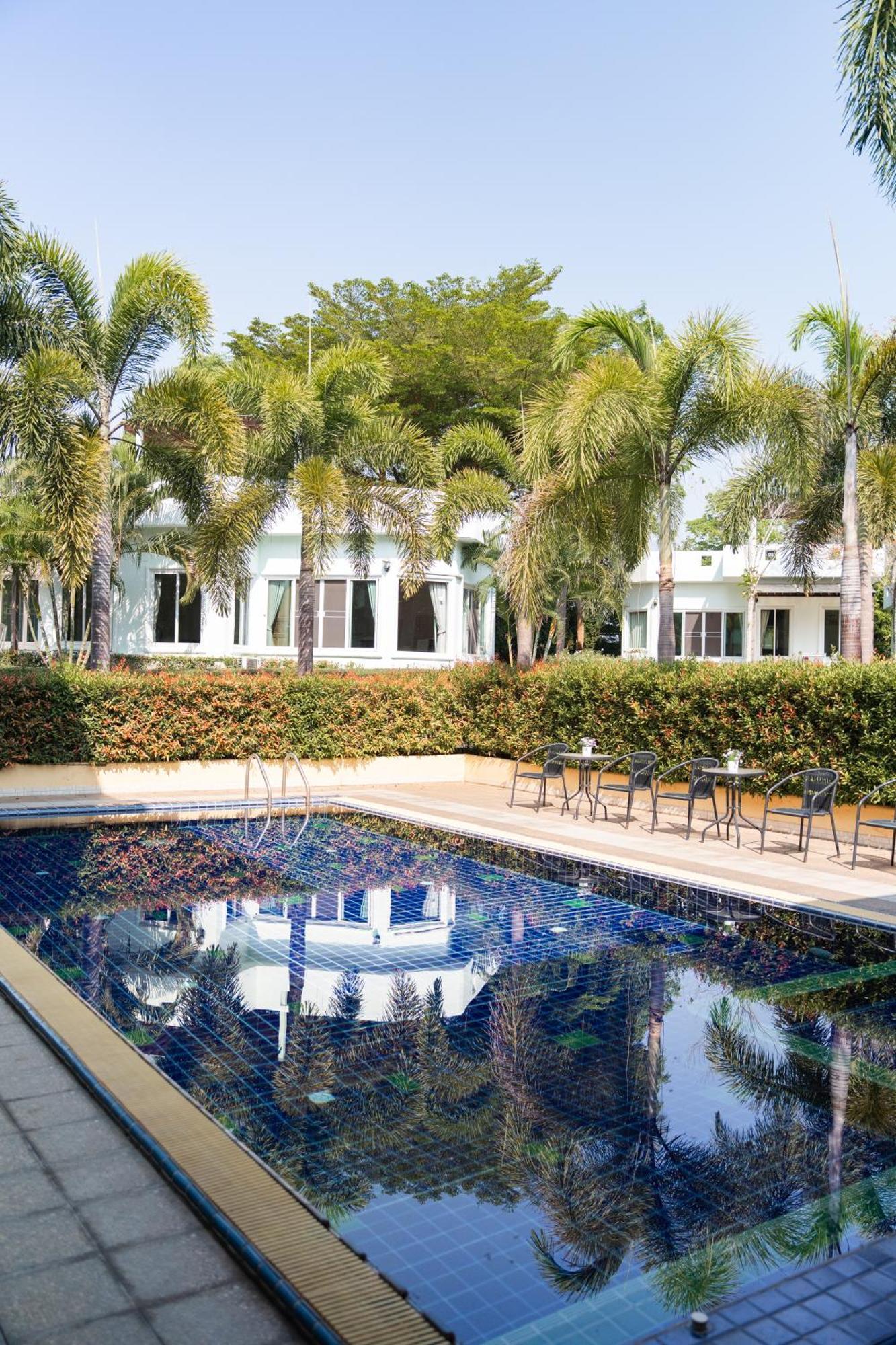 Villa Reina Resort Nong Nam Daeng Dış mekan fotoğraf