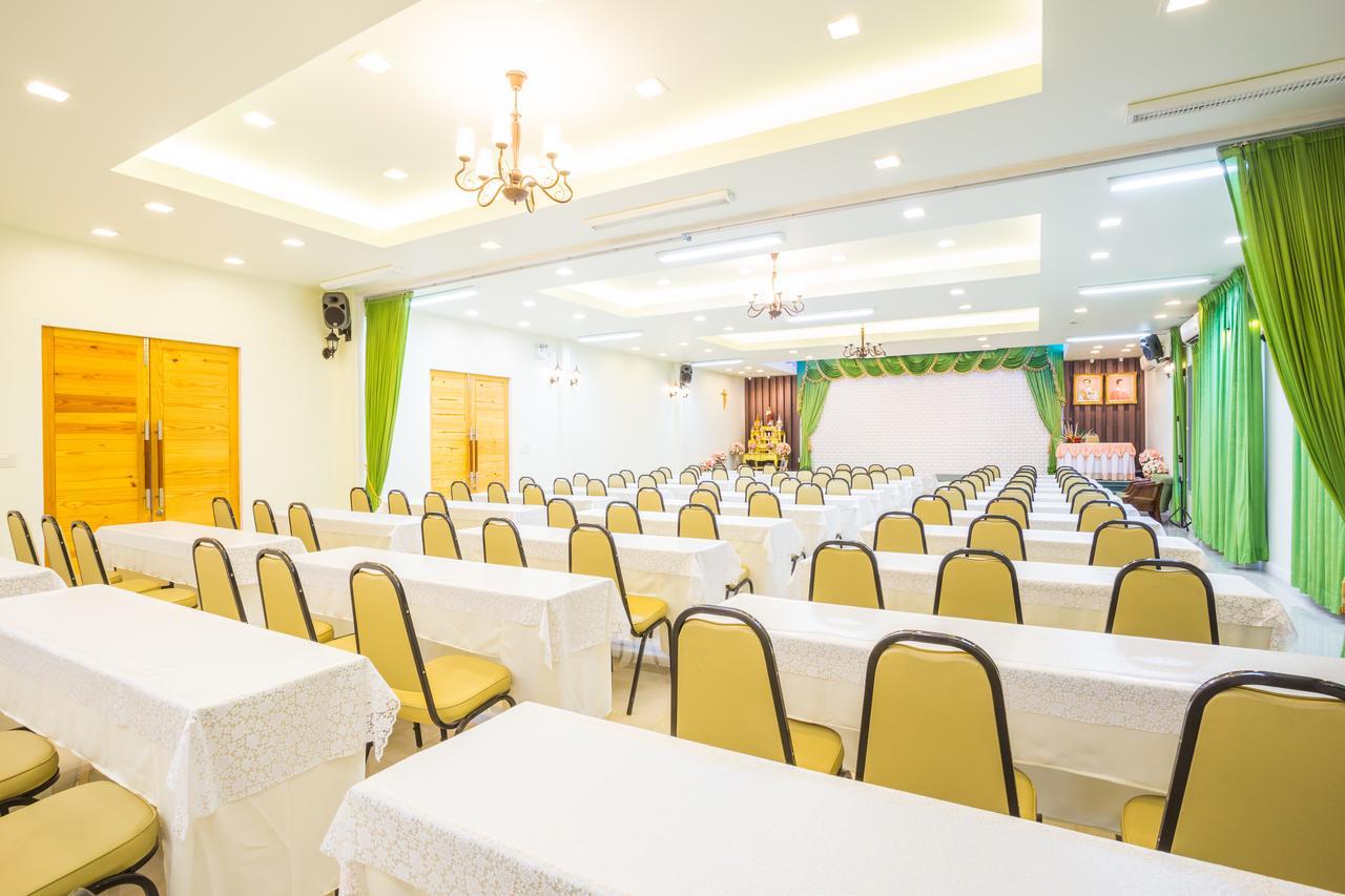 Villa Reina Resort Nong Nam Daeng Dış mekan fotoğraf